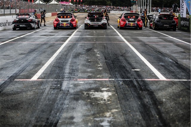 Rallycross - Beau podium de Sébastien Loeb et la PEUGEOT 208 WRX à domicile 5953522016RXFrance850