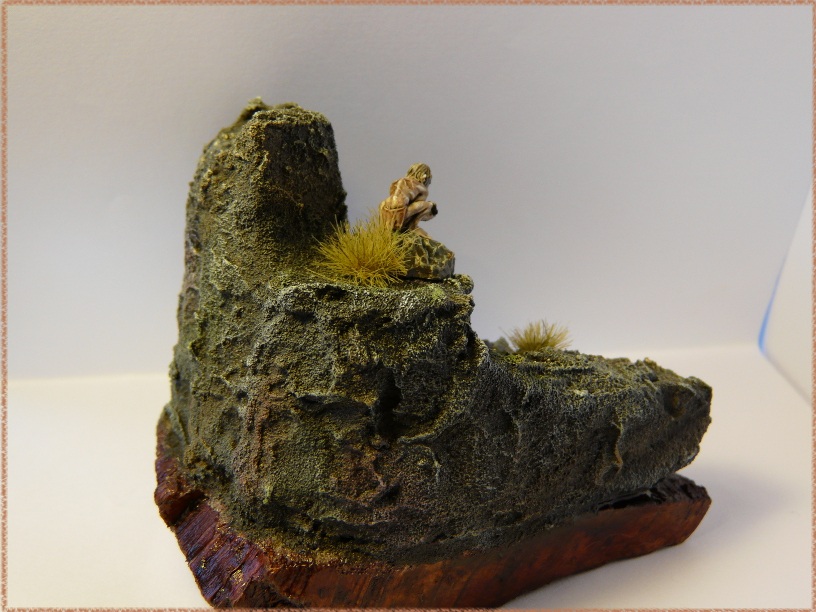 "Gollum and the fish" Diorama Seigneur des anneaux  596613gollum5