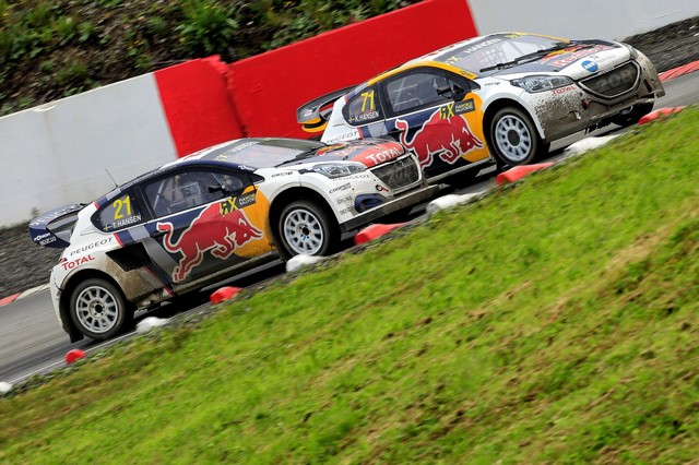 Rallycross - Sébastien Loeb signe à Hell un nouveau podium, les deux Peugeot 208 WRX 2017 en finale 598147593d1d6d40e2c