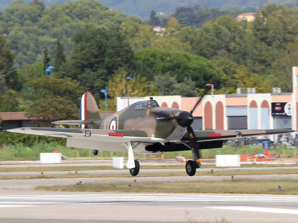 Warbirds à LFMD 610925IMG7605