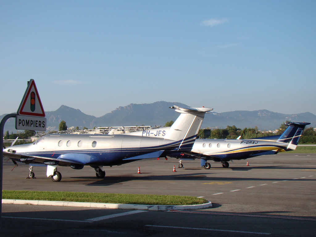 Aeroport Cannes-Mandelieu , LFMD , Novembre 2014 615007DSC03722