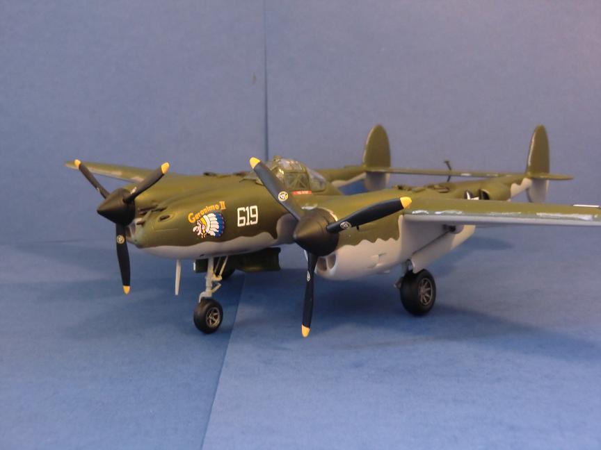 Maquette ITALERI Lockheed P-38J Lightning E.T.O. – 1/48, à Assembler Et Peindre
