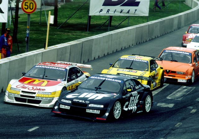AVD Oldtimer Grand Prix : Opel célèbre sa victoire au championnat ITC de 1996 avec une Calibra V6 620654OpelOldtimerGrandPrix21482