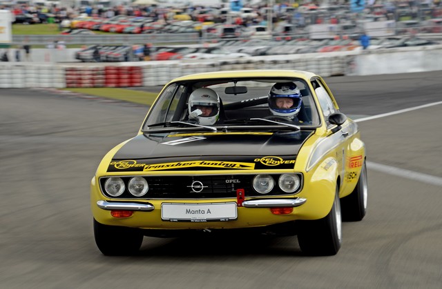 AVD Oldtimer Grand Prix : Opel célèbre sa victoire au championnat ITC de 1996 avec une Calibra V6 635573OpelOldtimerGrandPrix292453