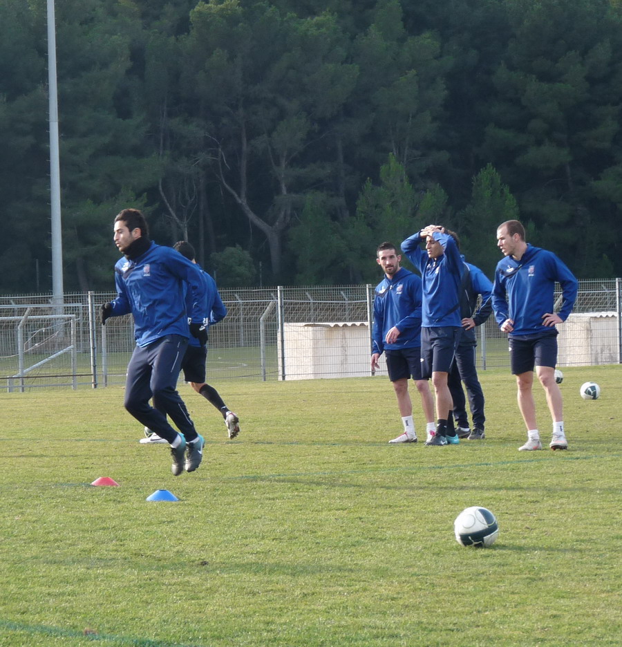 LE F.C.ISTRES OUEST PROVENCE ..LA PROVENCE SEREINE  655891P1130481