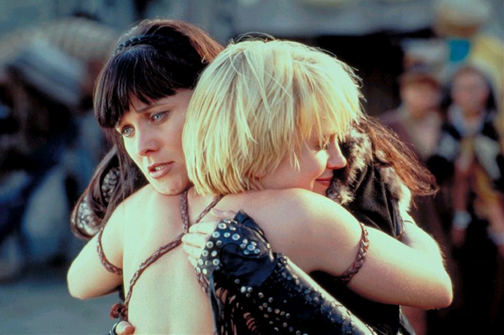 Xena et Gabrielle - Page 29 659934xena0508