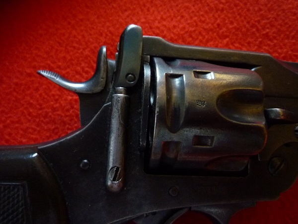 Webley Mark VI 666365web3jpg