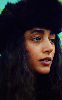 J'AIME LE FUTUR ET LE CHAOS (c'est une galerie d'arts) 669399golshifteh14