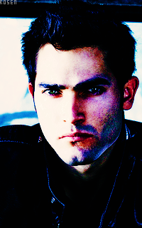 Tyler Hoechlin 67513272d5