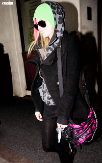 ● Avril Lavigne 677607avril10