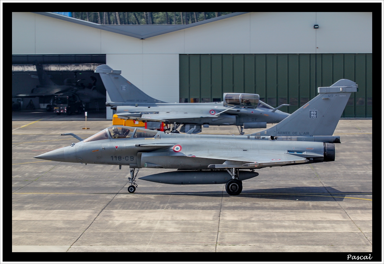 Retrait du Mirage F1 sur la BA-118 Mont-de-Marsan les 12 & 13 juin 2014 - Page 3 680058IMG6956R1280