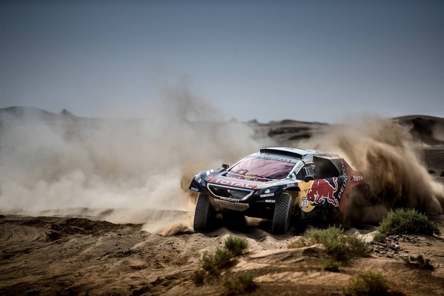 Peugeot 3008DKR . Direction Dakar ! 68027714589802