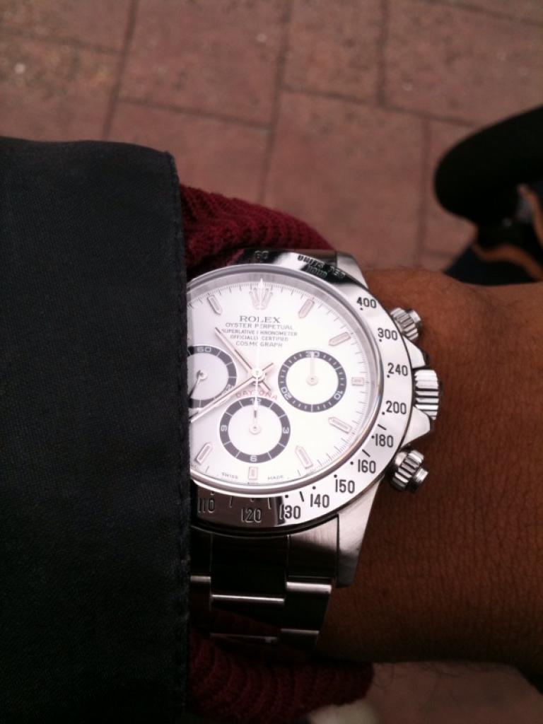 rolex daytona je t'aime moi non plus......... 680370Disney1