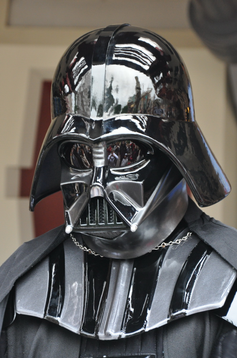 Photos avec les characters/personnages - Page 3 681486StarWarsDarkVador