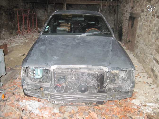 [photo] photos d'épaves et de Mercedes-Benz abandonnées 686652mbepave0022
