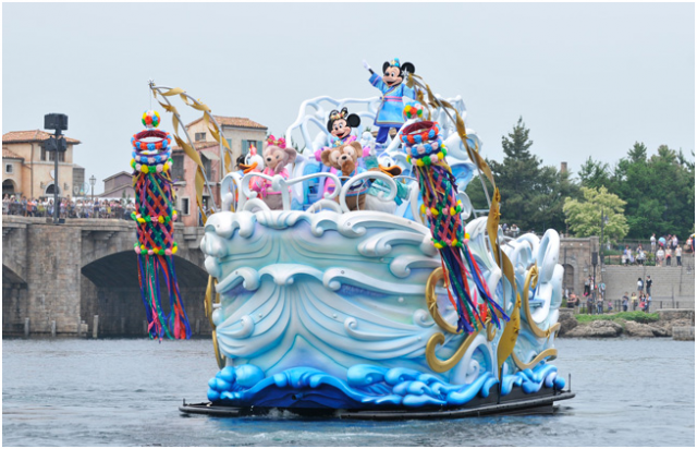 [Tokyo Disney Resort] Programme complet du divertissement à Tokyo Disneyland et Tokyo DisneySea du 15 avril 2018 au 25 mars 2019. 690438td7