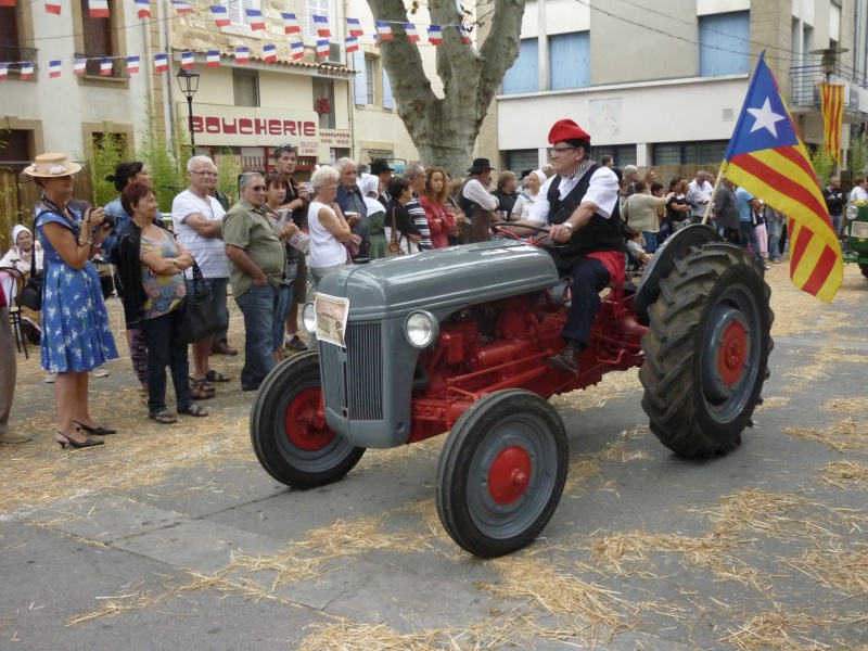 Défilé des vieux tracteurs 701976SENAS5Oct2014282