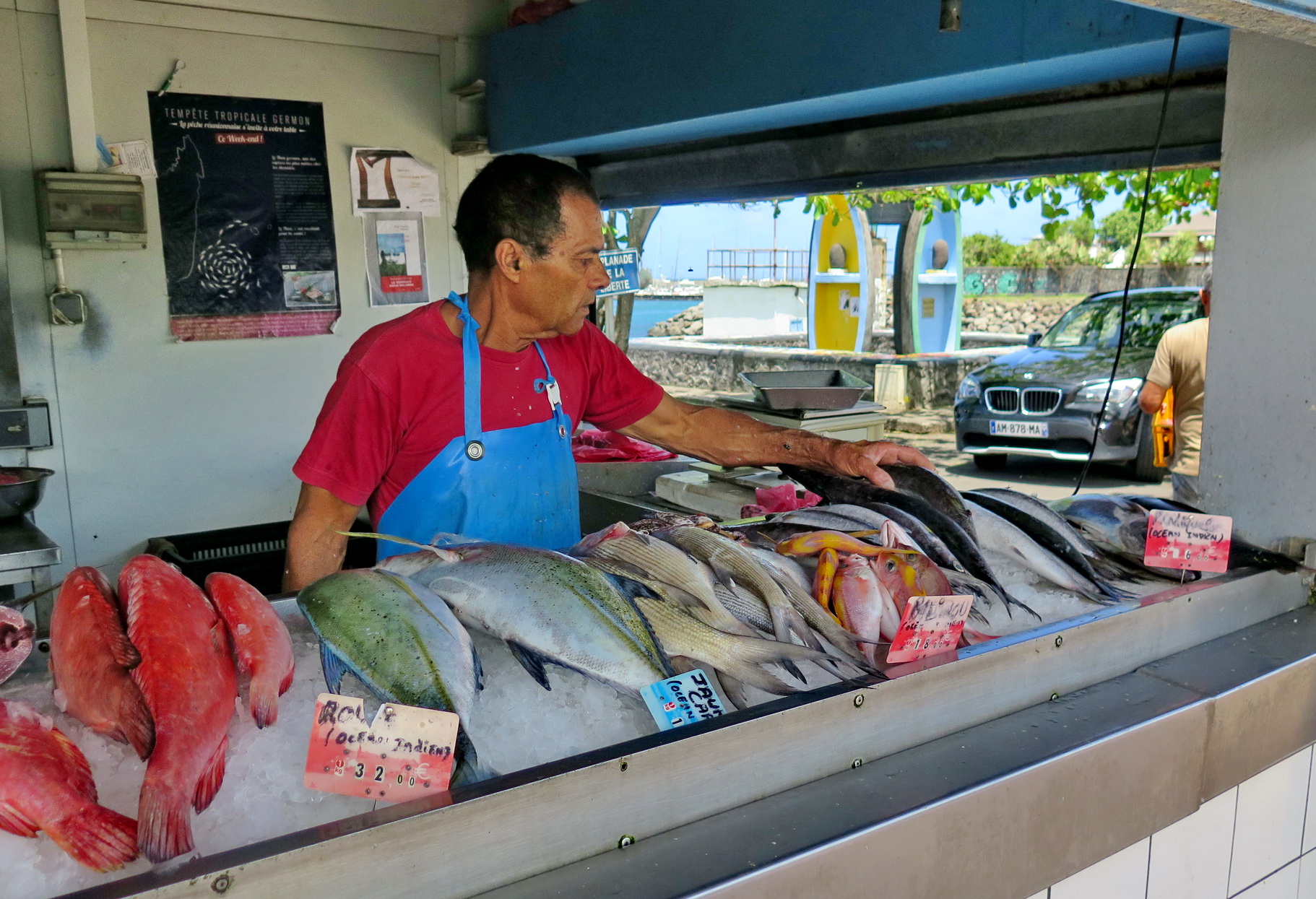  [Vie des ports] Les ports de la Réunion - Page 2 702854IMG0377