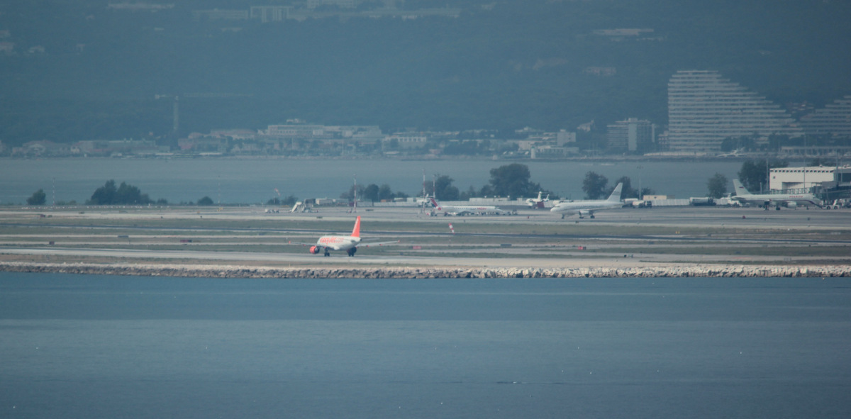 Aéroport de Nice Côte d'Azur , [LFMN-NCE] - Page 5 723650IMG6421