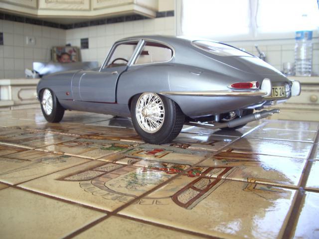 jaguar type-E au 1/8  727958j21