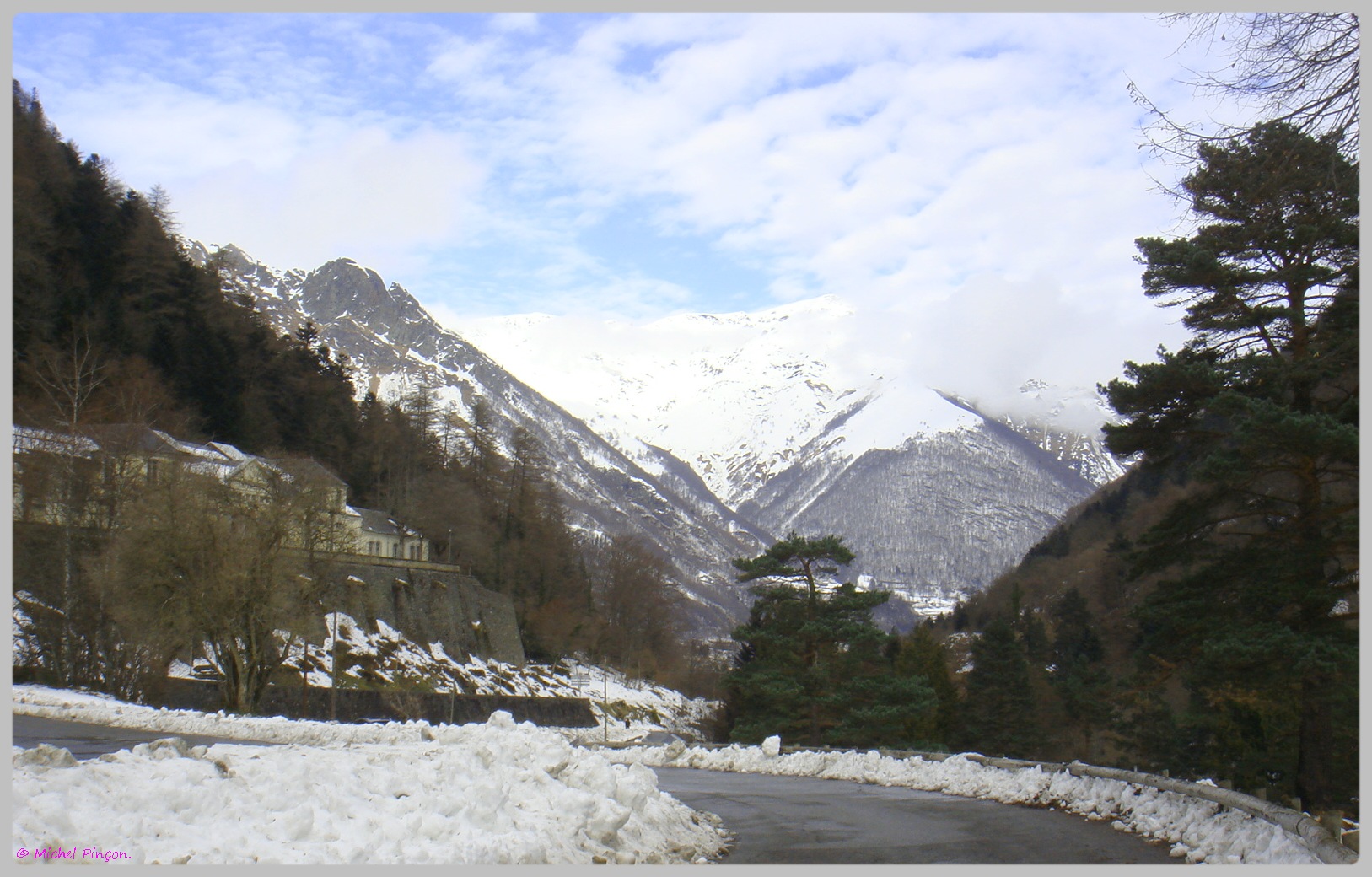 Une semaine à la Neige dans les Htes Pyrénées - Page 4 752593DSC012029