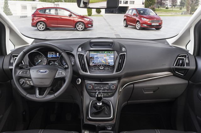 Nouveaux C-MAX et Grand C-MAX : Plus élégants, plus connectés, plus confortables 755286FordCMax201511