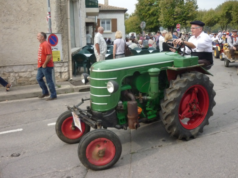 Défilé des vieux tracteurs 756989SENAS5Oct2014204