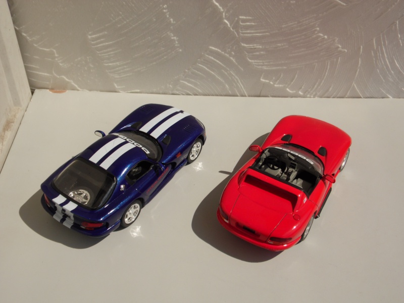 Dodge Viper RT10 et GTS. 757841SAM5040