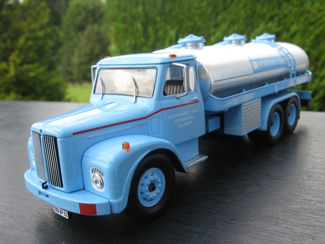 collection  ALTAYA" camions d'autrefois  "  au 1/43 - Page 3 760647IMG5241