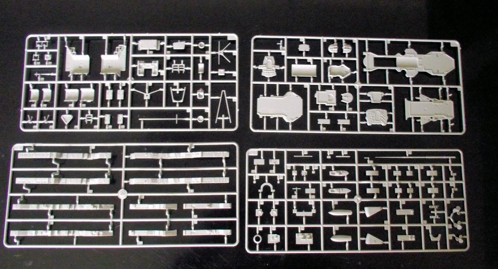 Prinz Eugen Trumpetter 1x350 avec PE Eduard 766164PrinzEugen1x3505