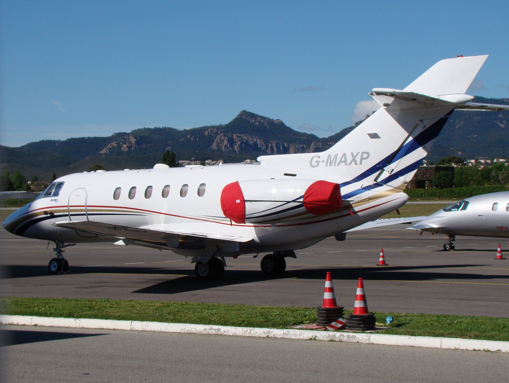 Aéroport de Cannes-Mandelieu [LFMD-CEQ] Avril 2014  773017DSC01703002