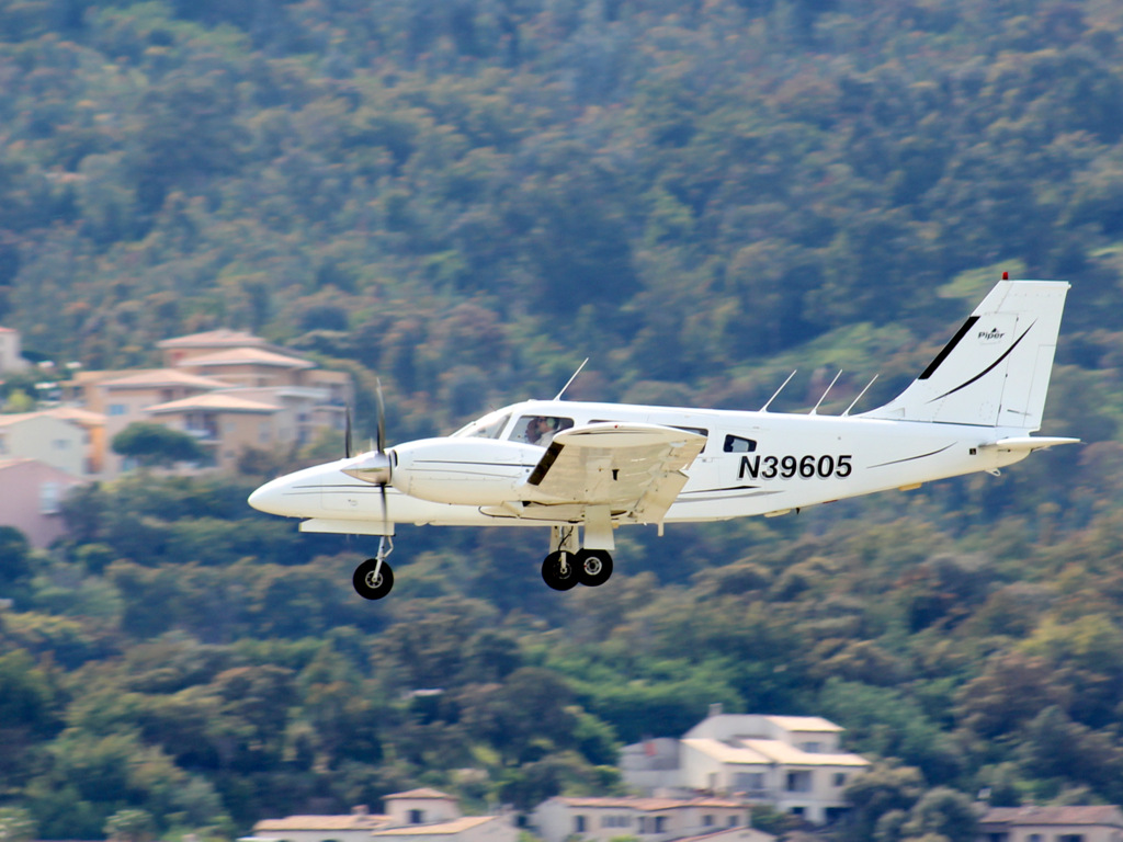 Aéroport de Cannes-Mandelieu [LFMD-CEQ] Avril 2014  773328IMG5682