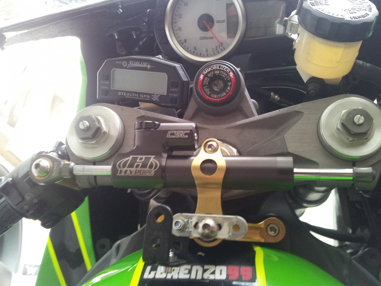 [Pa39] Ma Zx6r 2007 piste 78271220140622155046