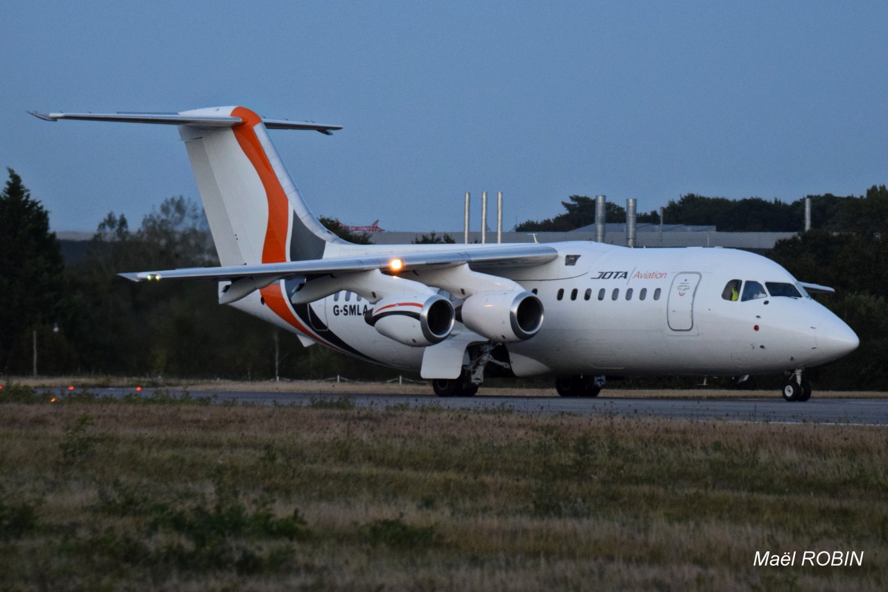 [25/09/2016] BAe 146 (G-SMLA) Jota Aviation  784537DSC01586