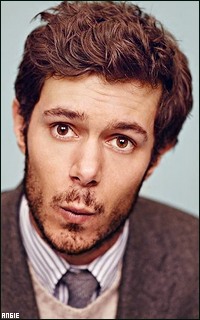 Ma petite galerie des horreurs - Page 13 786076AdamBrody8