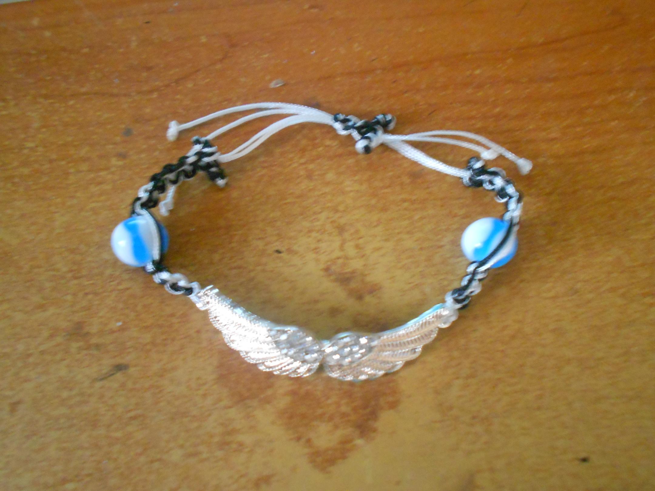 un bracelet en hommage a votre ange - Page 3 790252braceleteden01