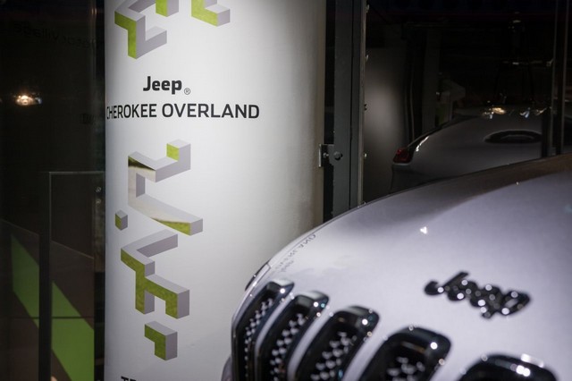 Nouvelle exposition Jeep® à MotorVillage : "Tracez votre propre route 792872CherokeeOverland6