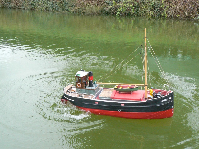 Voulez vous faire une croisiére ? (bateau modéle réduit ) - Page 2 793968P1160334