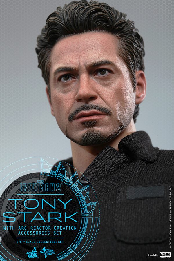 HOT TOYS - Iron Man 2 - Tony Stark with Arc Reactor Creation 797359112