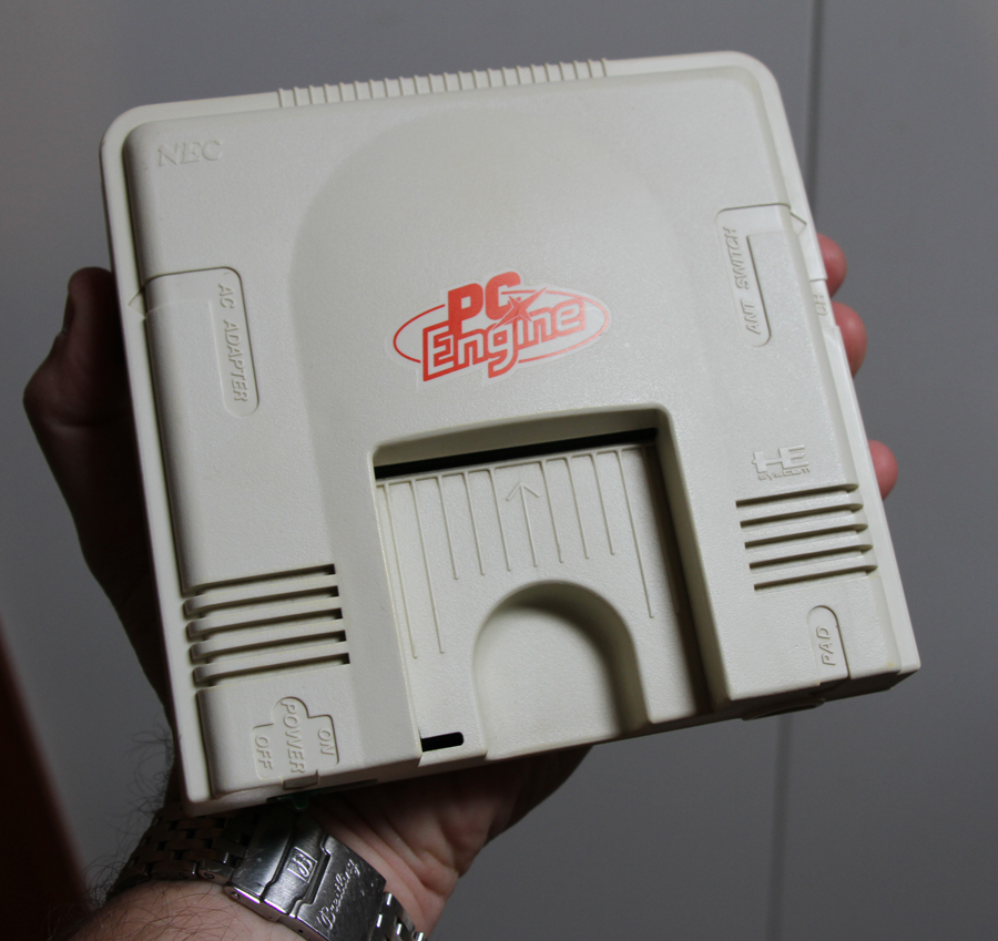 [VENDUE] : Nec PC engine blanche jap complète + av booster 798495IMG5891