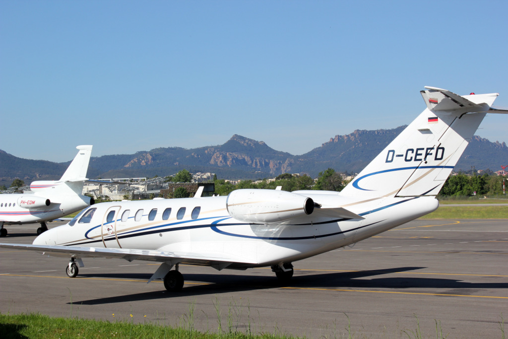 Aéroport de Cannes-Mandelieu [LFMD-CEQ] Avril 2014  801138IMG5693