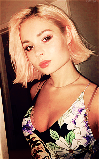 nina nesbitt 803627497