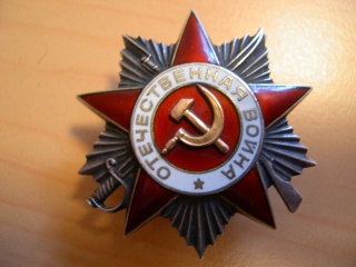 Insigne émail Jeunesse Communiste Roumanie - Épingle Ordre Soviétique - Militaria