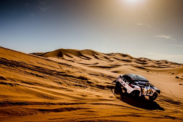 PEUGEOT 3008 DKR, la répétition générale du Dakar 2017 se poursuit 81776114570655