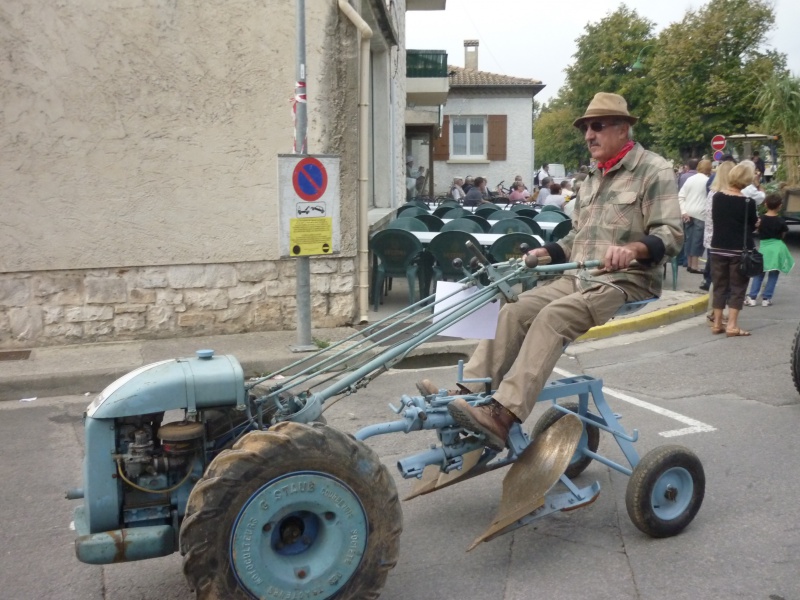 Défilé des vieux tracteurs 824384SENAS5Oct2014214