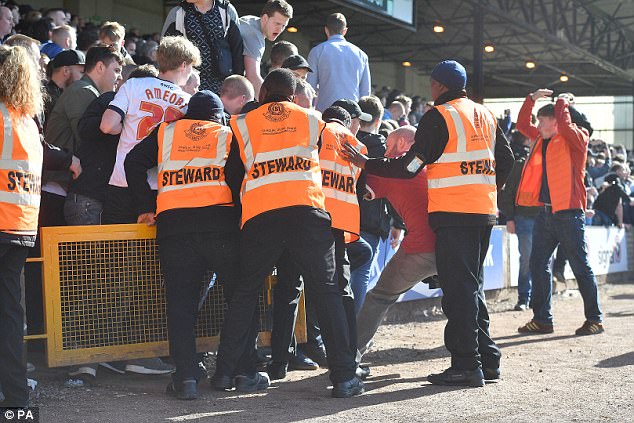 Season 16/17 - April - Page 3 825485bolton6