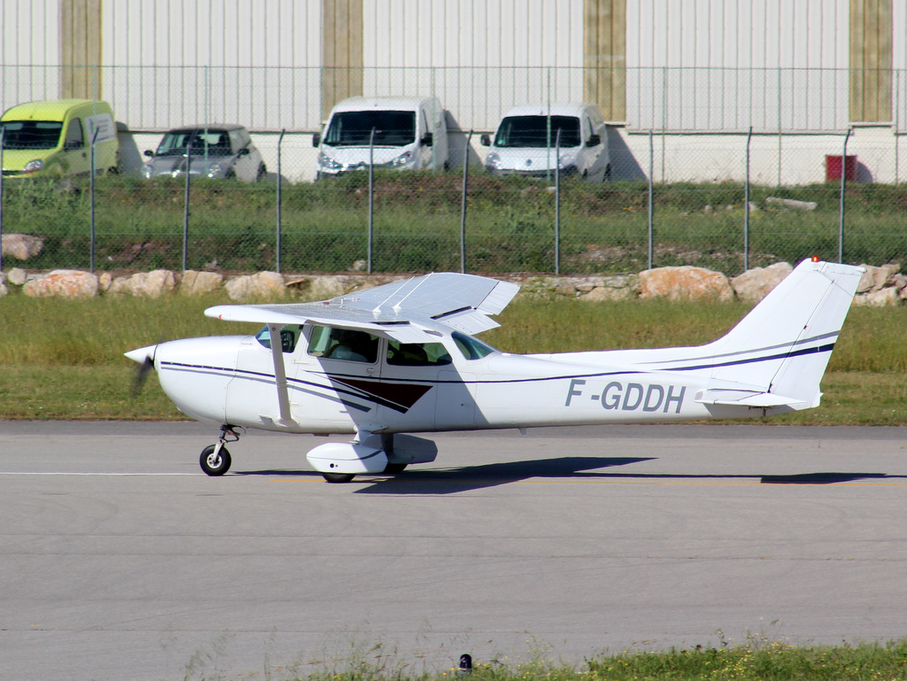 Aéroport de Cannes-Mandelieu [LFMD-CEQ] Avril 2014  842417IMG5713