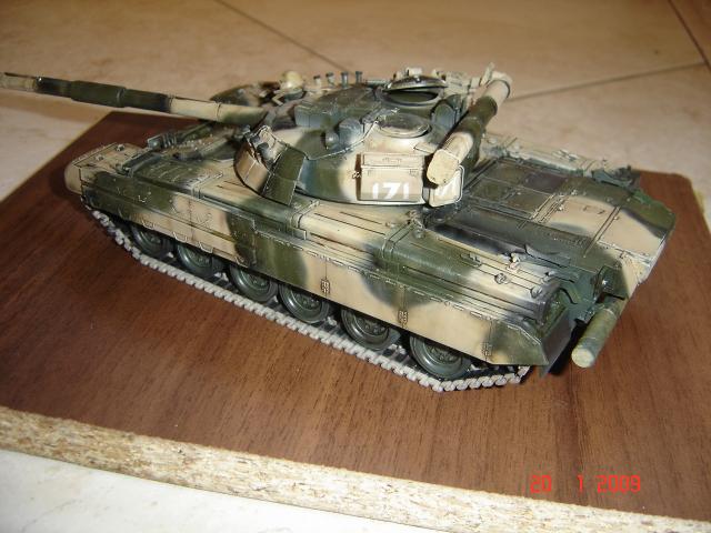 T-80 UD Russian main battle tank  [Revell 1/35] 847489T_80U_chenilles__3_