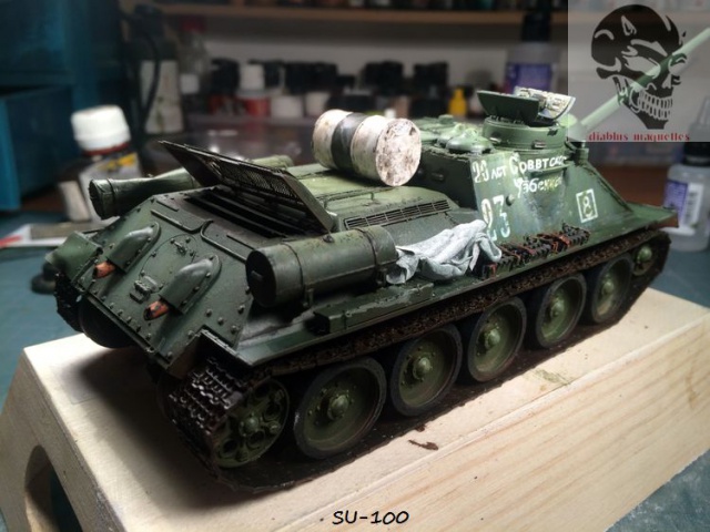 SU-100 marque Dragon 1/35 - Page 2 854574IMG3903