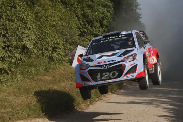 Le Hyundai Shell World Rally Team prêt à affronter les mille et une bosses du Rallye de Finlande 8553362561